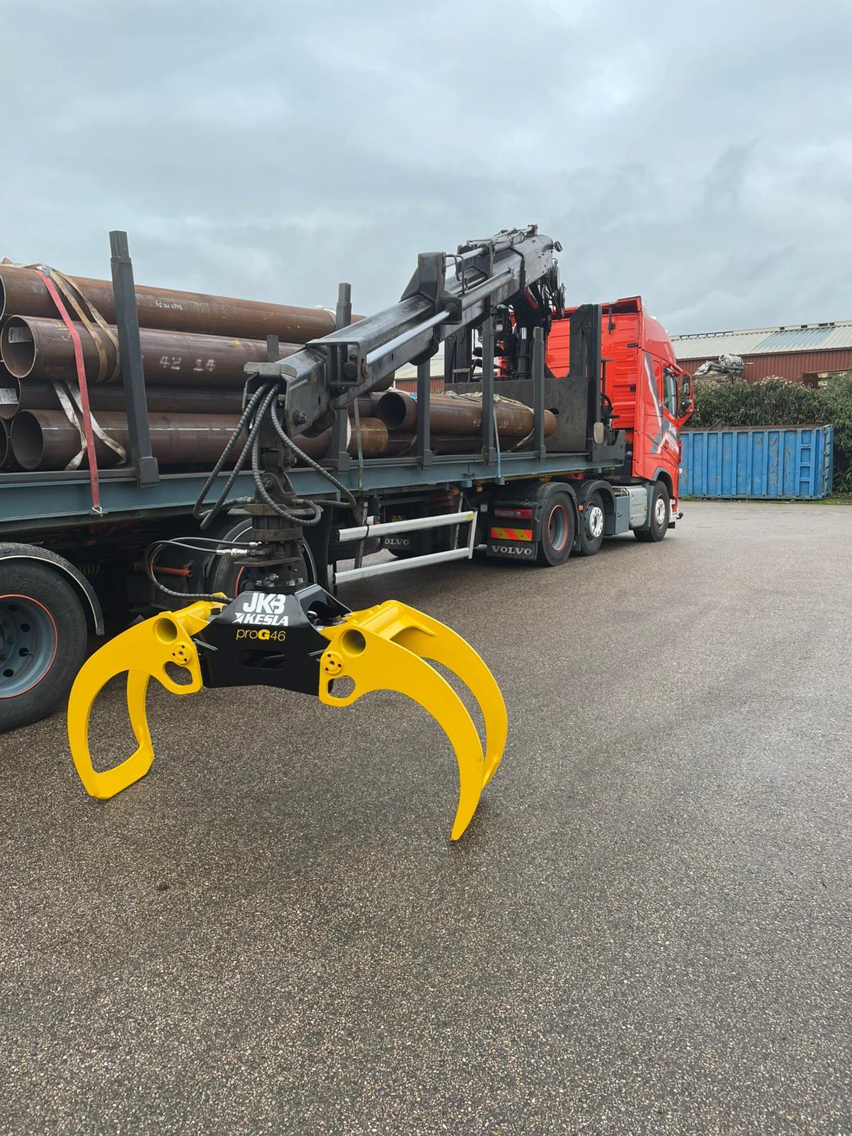 HOUT STAAL GRIJPER KESLA PROG46 JKB Handling
